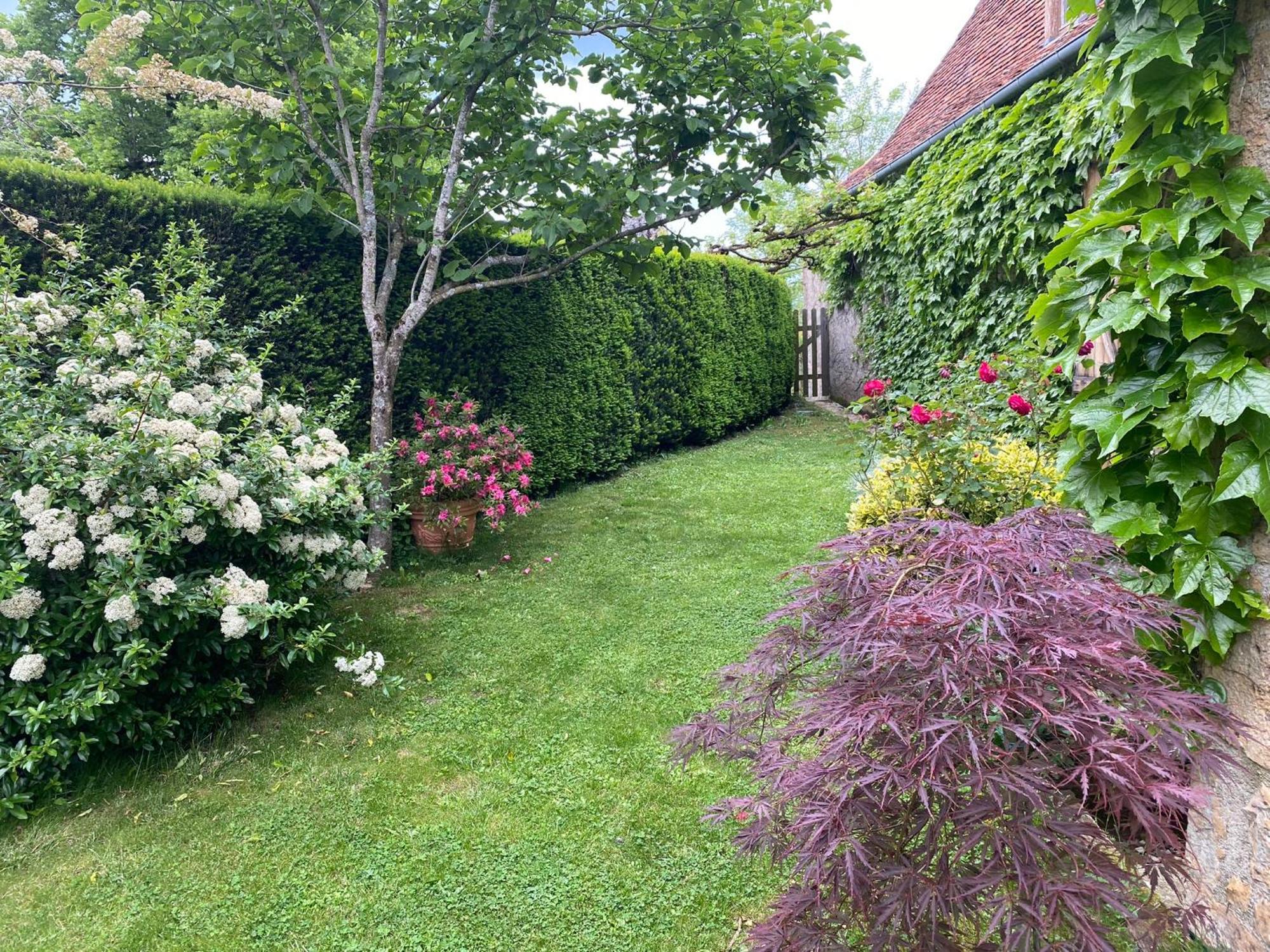 Manoir De Rieuzal Couette-café Loubressac